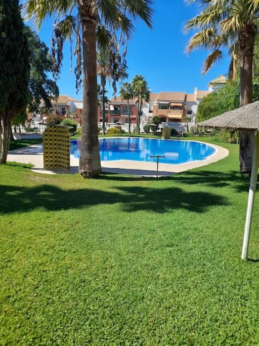 Apartamento Playa La Barrosa Chiclana de la Frontera Exterior photo